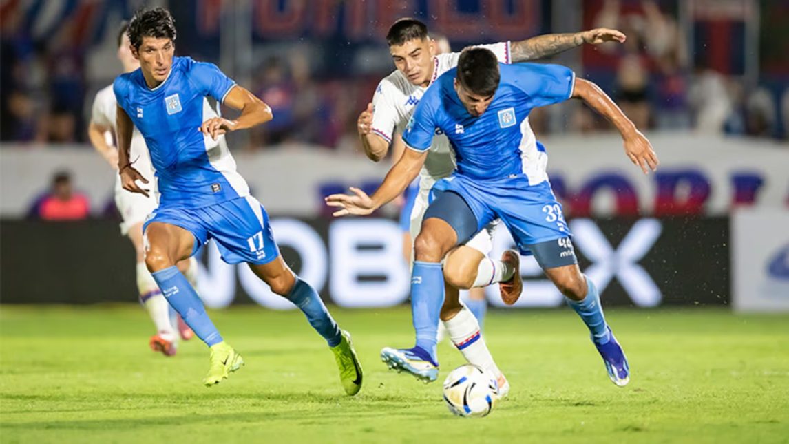 Estudiantes de Río Cuarto y Tigre se enfrentan en Córdoba por el Clausura