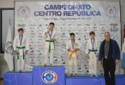 Fernando Albornoz ganó el oro invicto y dejó a Santiago en lo más alto