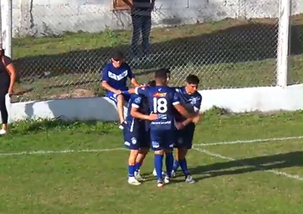 Vélez derrotó a Independiente de Fernández y avanzó a las semifinales del Torneo Anual