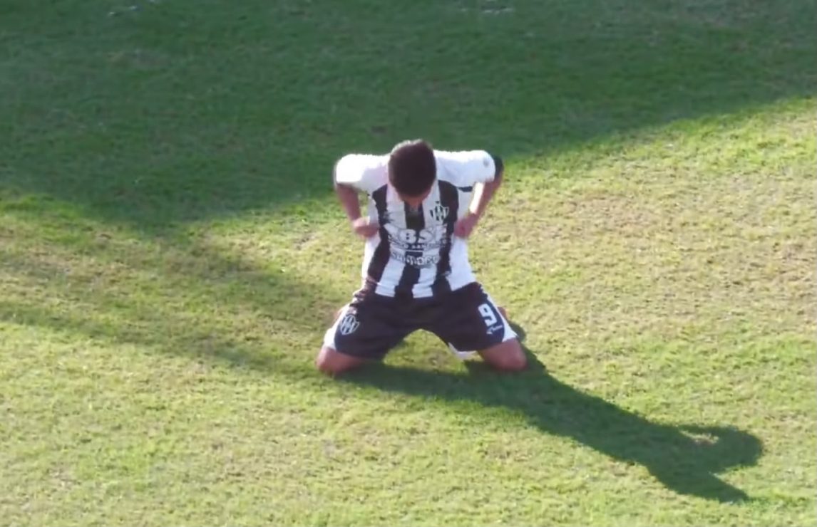Central Córdoba goleó a Atlético Forres y es semifinalista
