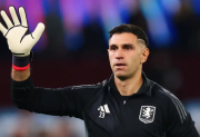 Se frenó la llegada del Dibu Martínez a Juventus: Aston Villa rechazó la oferta