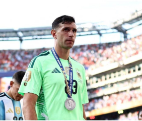 Dibu Martínez puso en duda su continuidad en la Selección Argentina