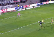 VIDEO | De Puskás: el golazo de Riestra para estirar la ventaja ante Boca