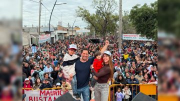 En Frías, el cierre de campaña del Frente Cívico contó con una multitudinaria participación
