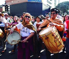 Se viene la Marcha de los Bombos 2026: esperan más de 3.200 participantes y 48 delegaciones de todo el país