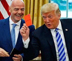 Donald Trump confirmó que pidió a la FIFA revisar la tarjeta roja de Balogun