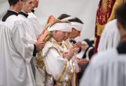 Lefebvristas desafiaron al Papa: consagraron a 4 obispos, provocaron un cisma quedaron excomulgados