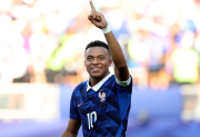 Con un gol de Mbappé, Francia eliminó a Paraguay y se metió en cuartos de final