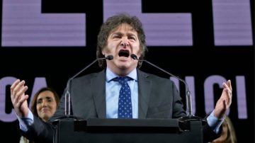 Goldman Sachs redujo la previsión de crecimiento para Argentina y lanzó una advertencia sobre Milei