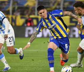 Rosario Central y Racing protagonizan un atractivo duelo en Arroyito