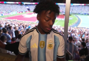 Speed apareció con la camiseta de Argentina buscando mufar a la Selección