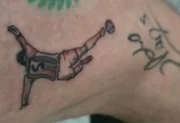 La reacción de Leandro Paredes tras el tatuaje de un hincha que se volvió viral
