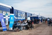 El tren de Capital Humano llega a Santiago con atención médica y trámites sin costo para beneficiarios
