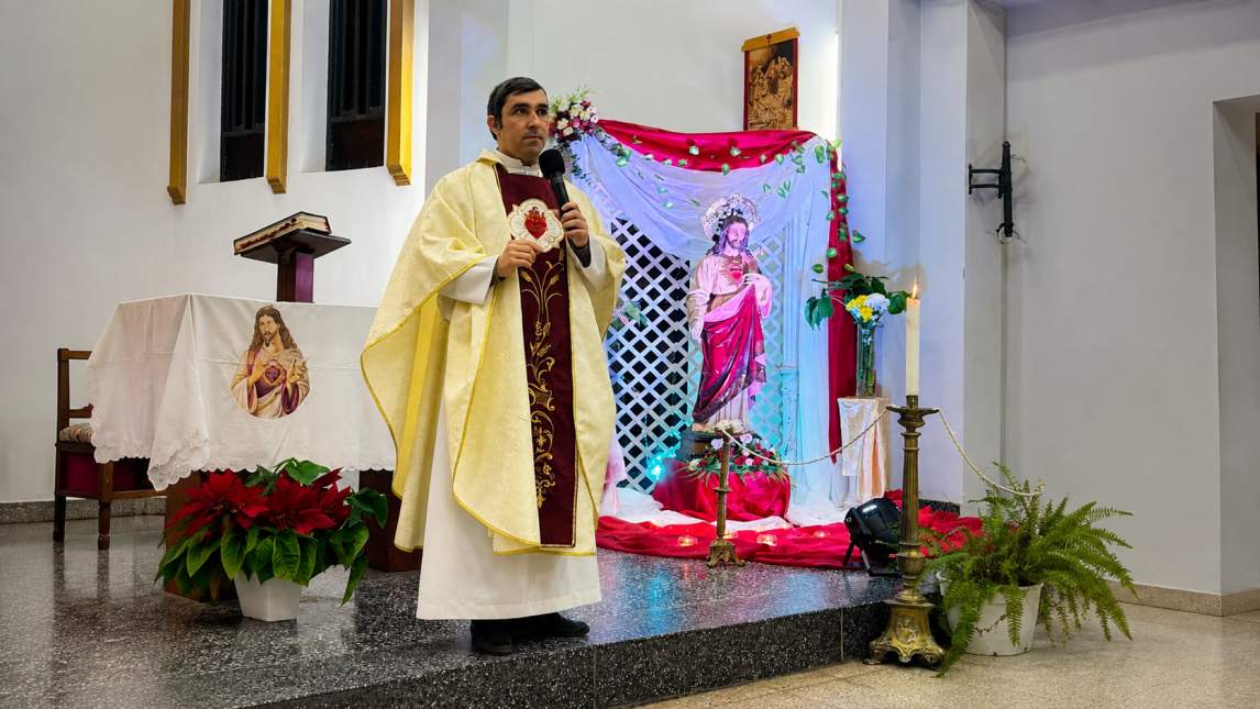 Qué es un párroco, cómo se forma y cuál es su misión: la historia detrás del sacerdote que guía una comunidad