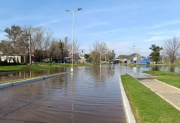 El Niño llegó a las provincias del Litoral y varias familias tuvieron que ser reubicadas por las crecidas y las intensas lluvias
