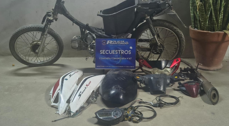 “Apretó” a un joven para robarle la moto y la escondió en el monte: la policía la recuperó horas después