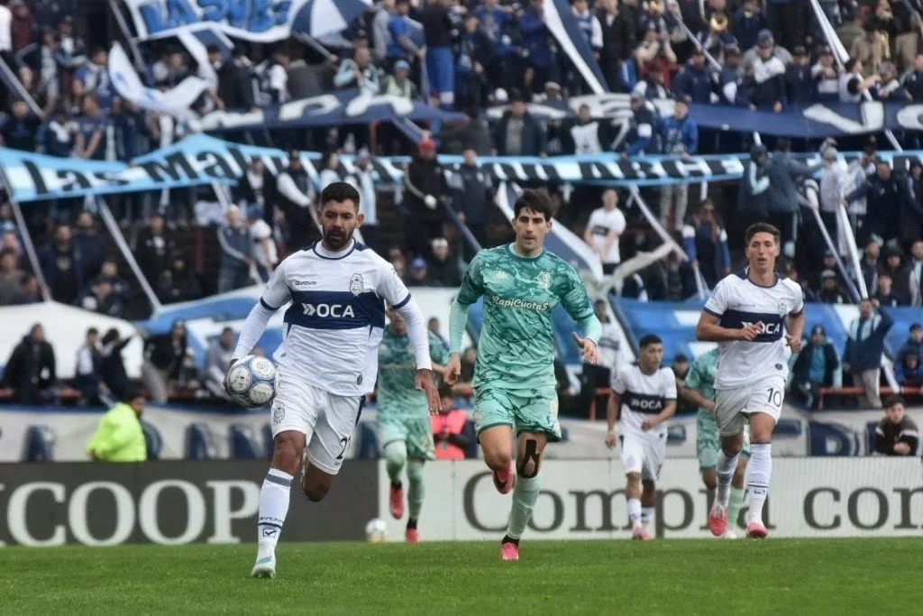 Gimnasia superó a Aldosivi y festejó en el José María Minella