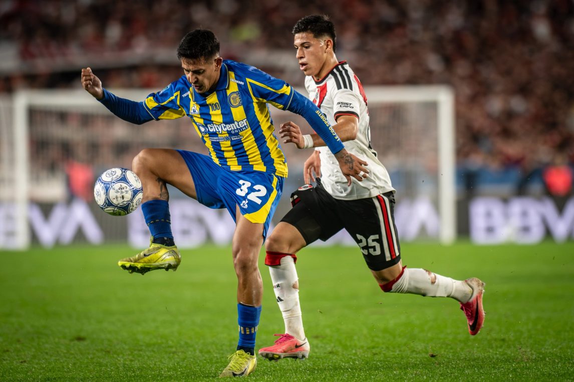 Rosario Central dio el golpe en el Monumental, venció a River y profundizó la crisis del Millonario