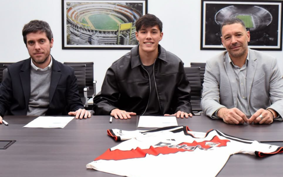 Surgido del Lawn Tennis, Juan Segundo Miretti firmó su primer contrato con River