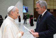 El canciller Quirno celebró la confirmación de la visita del papa León XIV a la Argentina