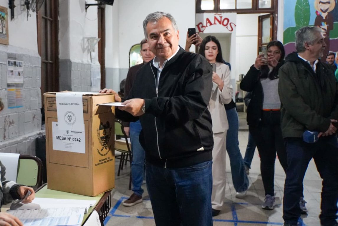 Elecciones municipales 2026: Mario Benavente emitió su voto y llamó a participar de la jornada democrática