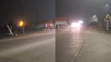 Fuerte choque entre un camión y un tren en la ruta 34 vieja: no hubo heridos