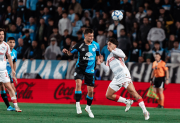 Argentinos Juniors venció a Belgrano en Córdoba y es líder