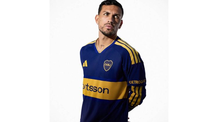 Boca presentó la nueva camiseta titular: cuánto cuesta y cuándo la estrena