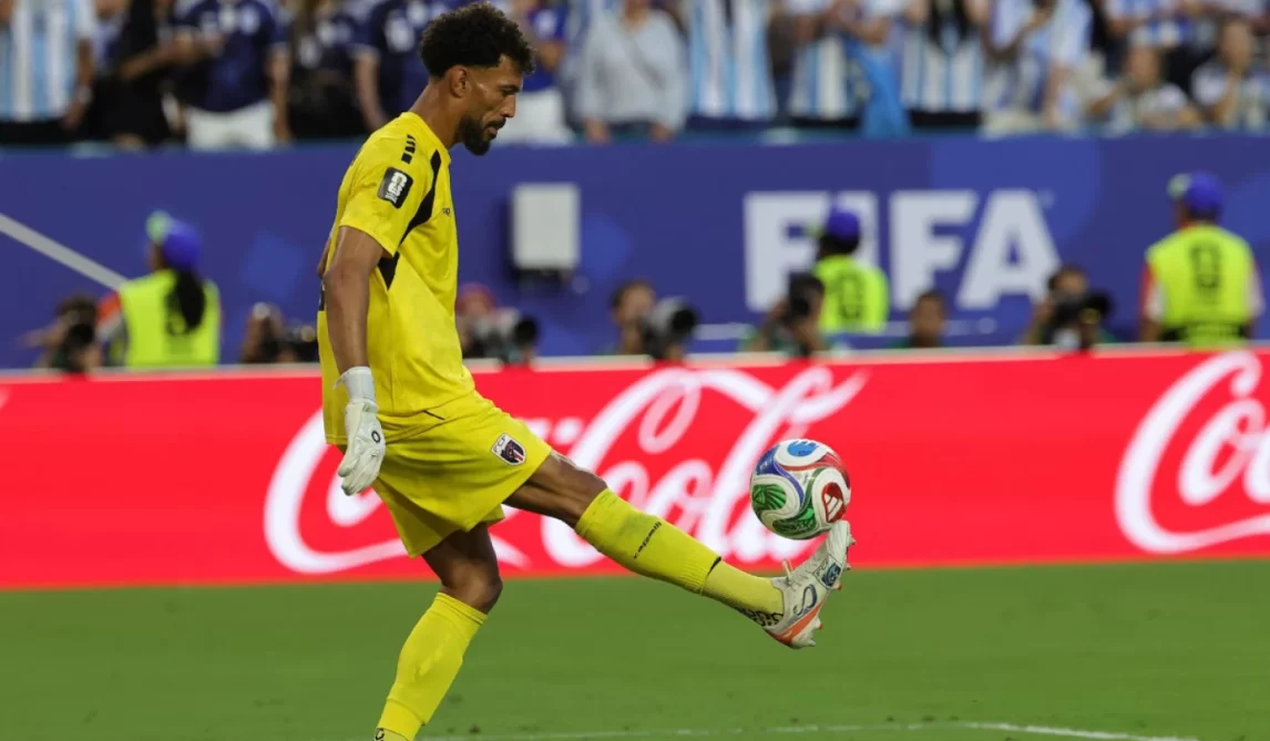 Una oferta de Marruecos pone en duda la llegada de Vozinha a Colo-Colo