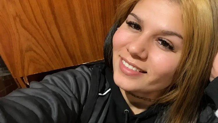 Una joven madre fue engañada a una entrevista laboral y la hallaron muerta en una playa