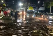 Temporal en Buenos Aires: hubo inundaciones, más de 67 mil usuarios sin luz y vuelos comprometidos